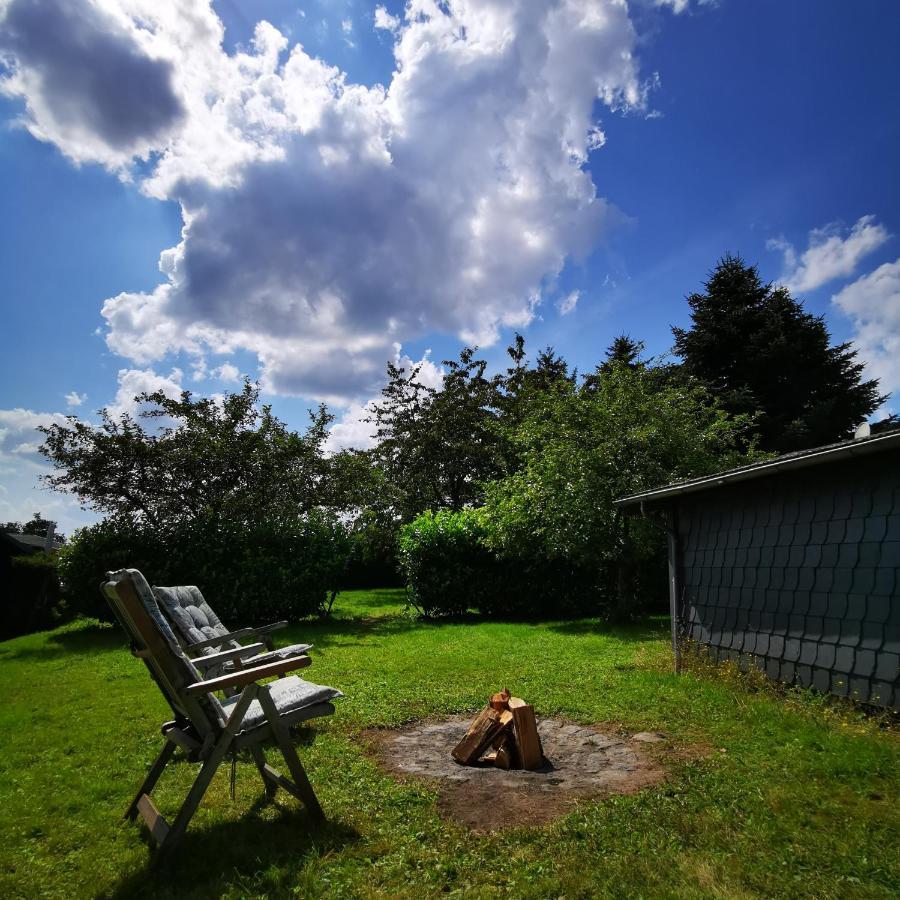 Bb19 Eifel-Ferienhaus Am Moseltal Mit Saunahaus Beuren  Exteriör bild